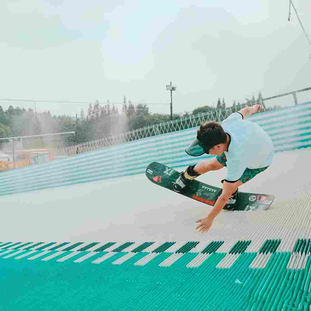 Модульное покрытие «DrySki» для сухих склонов и карвинга, 50×10×7 см