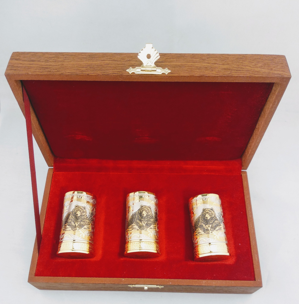 Набор водочный "Подарок охотнику" 3 стопки