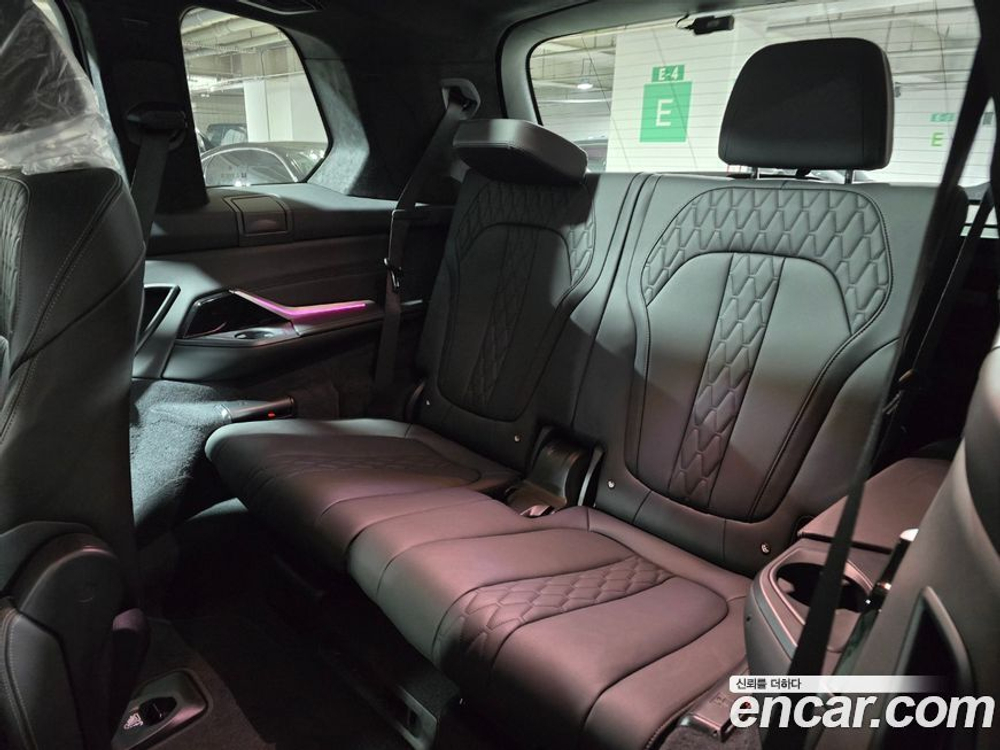 BMW X7 (G07) xDrive 40d Design Pure Excellence 6-и местный (06.2023)