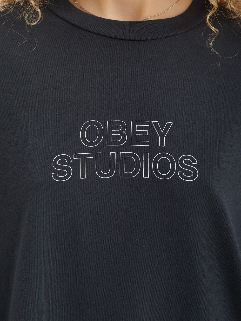 Джемпер Obey Studios Outline
