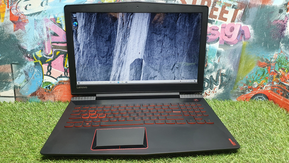 Игровой Lenovo i5-7/8Gb/GTX 1050 2Gb/FHD/Legion Y520-15IKBN 80WK01C2RU/Windows 10