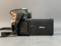 Nikon D5100 Kit 18-55mm 3.5-5.6G VR 8.888 Кадров