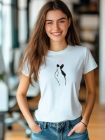 Футболка больших размеров с принтом цветы сердечко