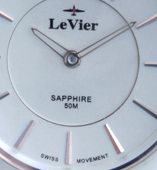 LeVier L 7504 L Wh крупный план