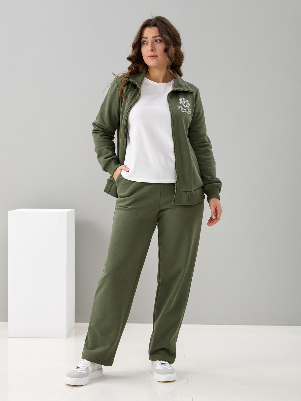 Костюм с брюками КБфп-584/принт-хаки-п