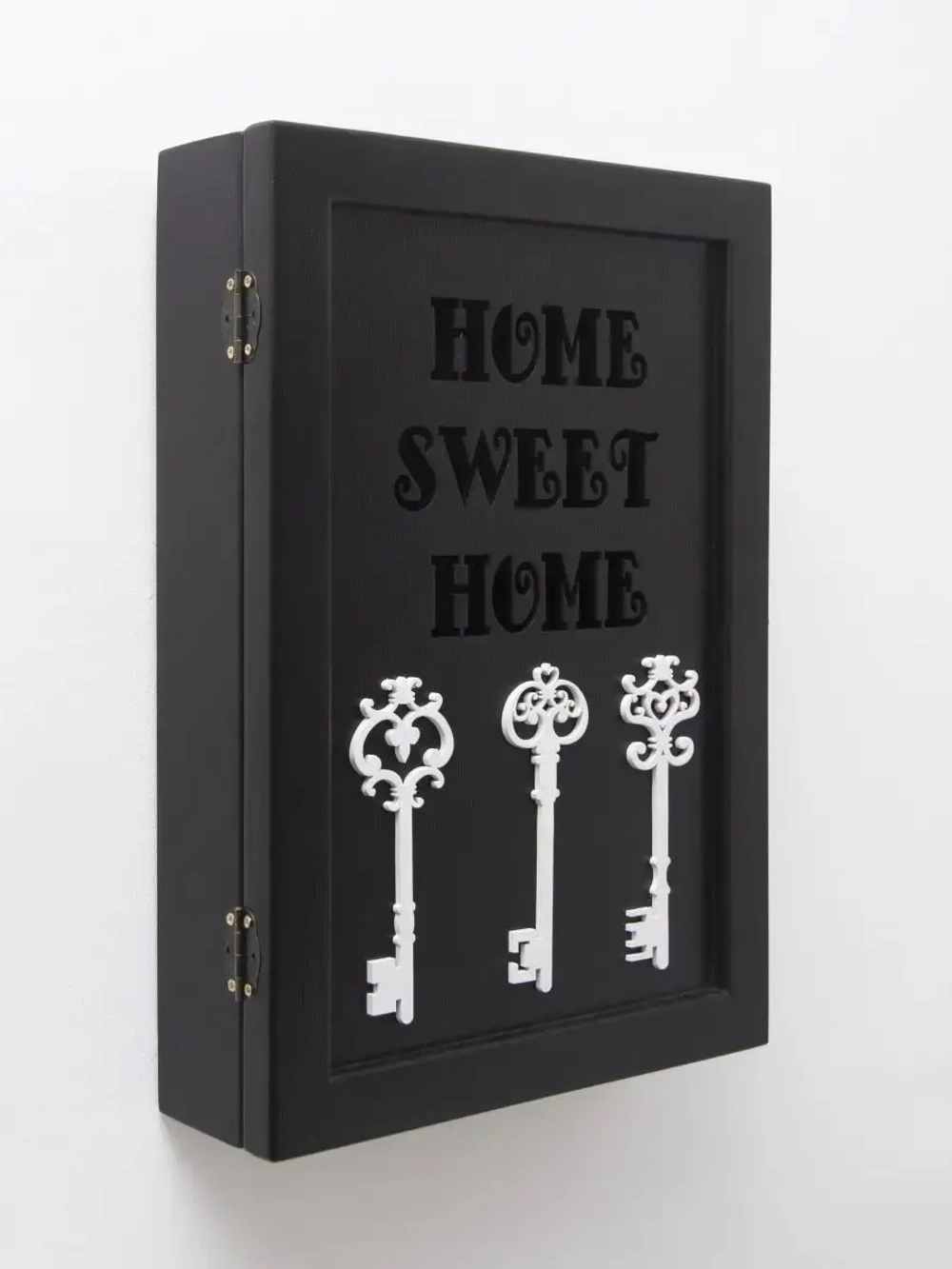 Ключница настенная в прихожую закрытая