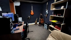 Акустический поролон "пирамида" 2000х1000х65мм графитовый