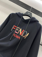 Костюм Fendi