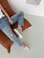 Кроссовки женские