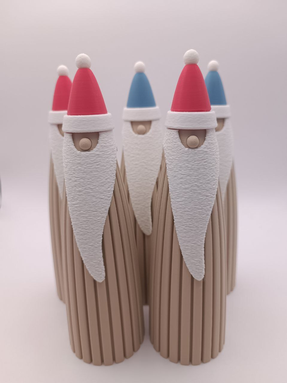 Новогодняя статуэтка Санта Клаус