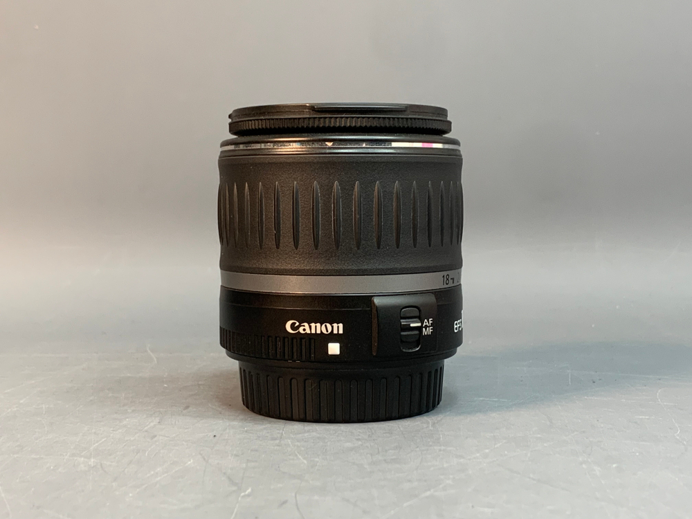 Canon EF-S 18-55mm f/3.5-5.6