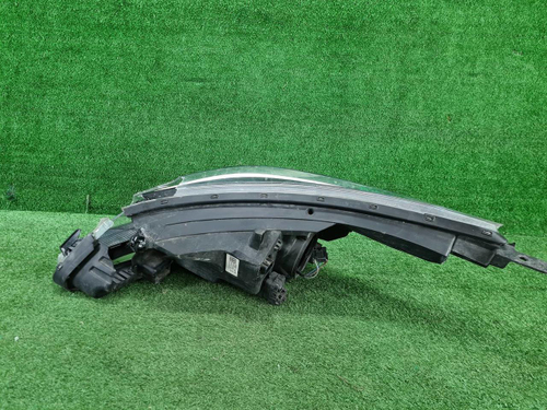 Битая Фара правая Kia Rio 4 (2020-н.в.) галоген