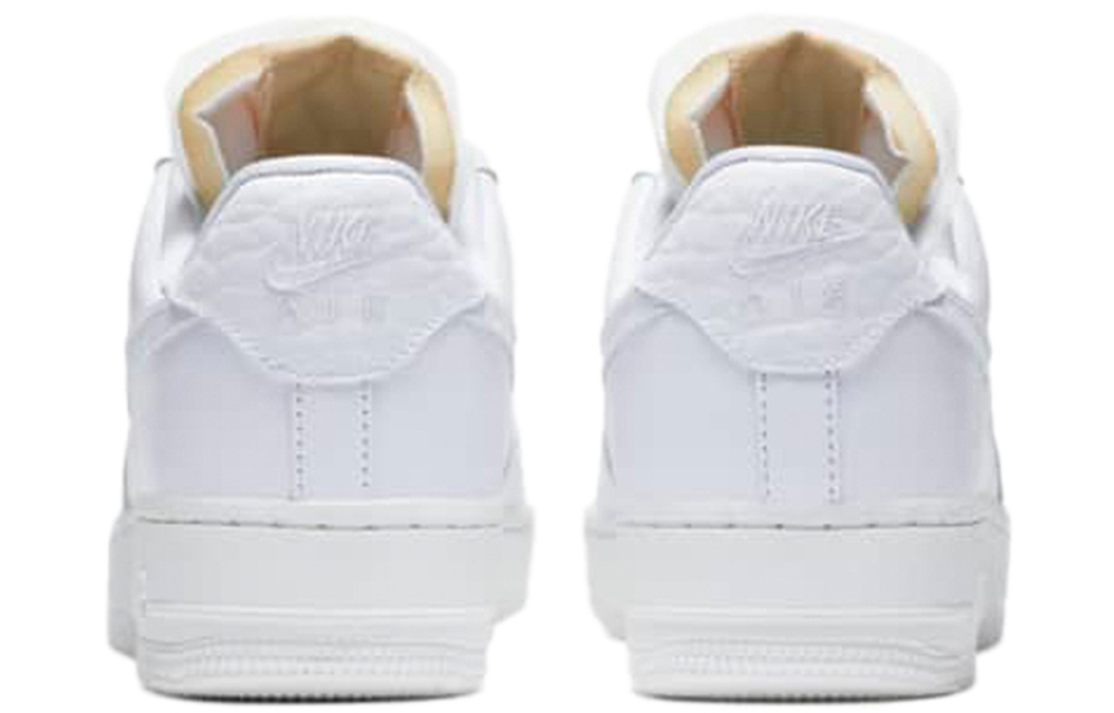 Кроссовки Nike Air Force 1 07 Lx (Женская размерная сетка)