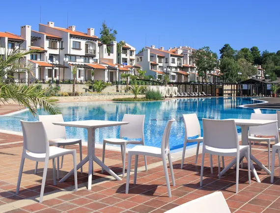 Стол пластиковый Sky 70х70 белый