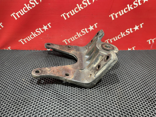 Кронштейн передней рессоры