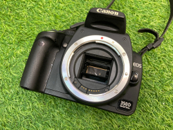 Canon EOS 350D Kit EF-S 18-55mm 3.5-5.6 II