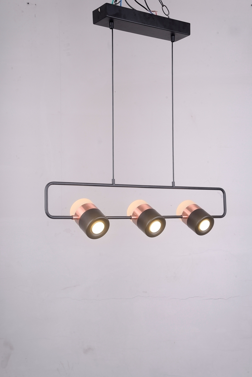 люстра Ling PL3