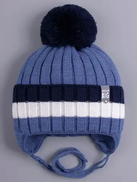 Шапка для мальчика вязаная демисезонная с завязками