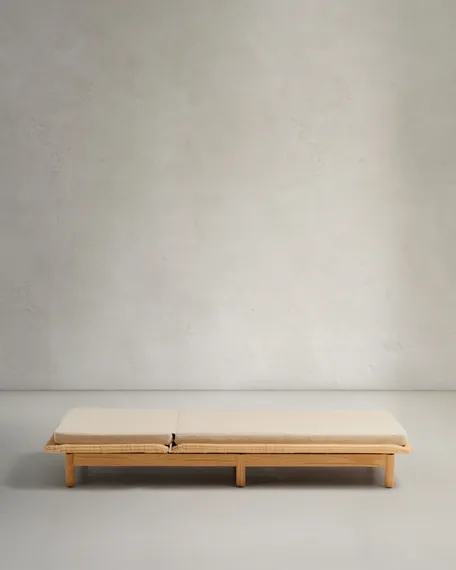 Шезлонг Galea из тикового дерева и синтетического ротанга