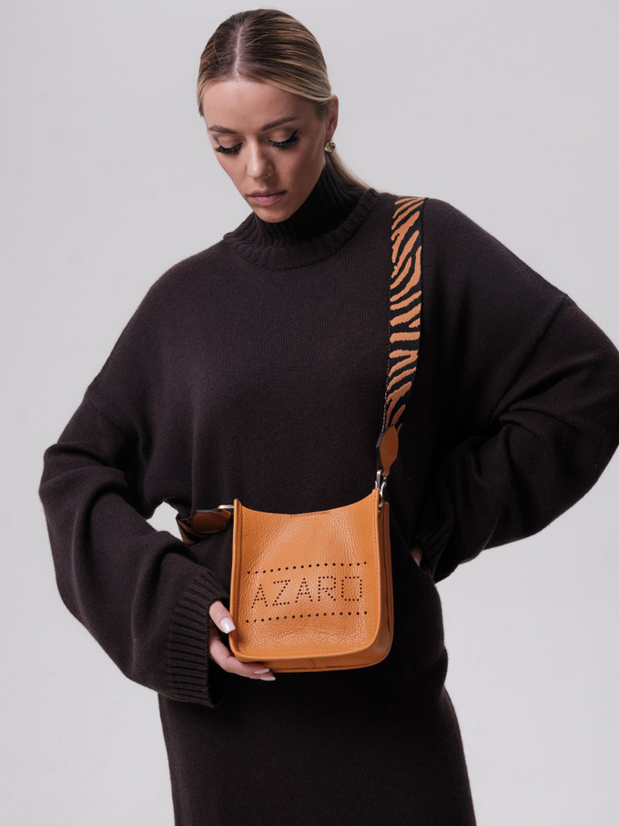 Сумка кожаная на плечо оранжевая