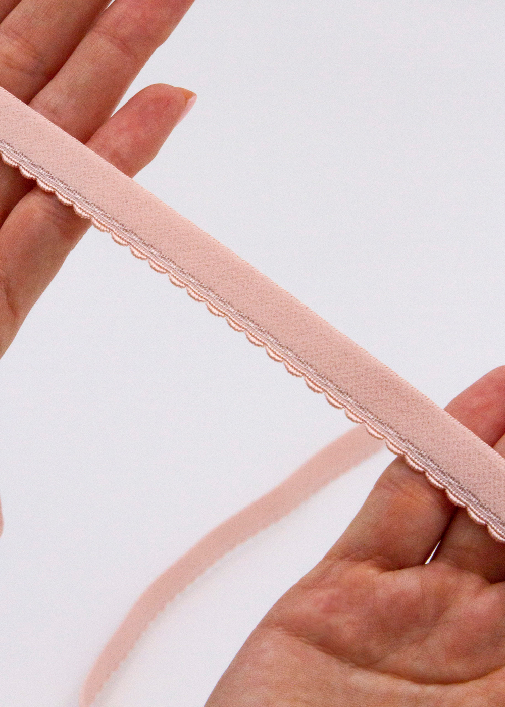 Резинка отделочная пудра ажурная ширина 12 мм с учетом фестона