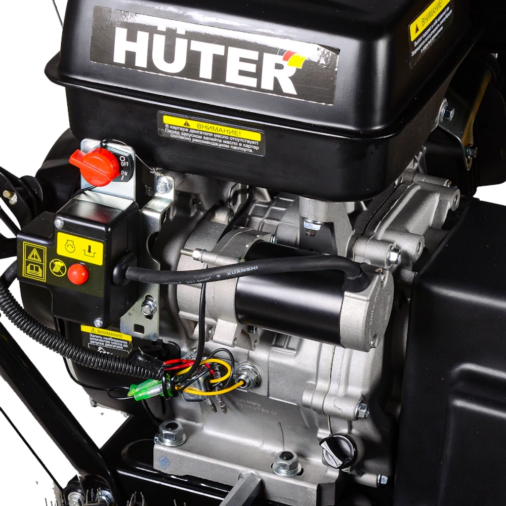 HUTER SGC 8100 бензиновый снегоуборщик 13 л.с, ковш 70 см, выброс 15 м, 6 вперед/2 назад 70/7/3