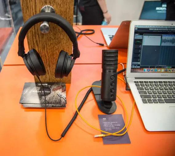 Beyerdynamic Fox