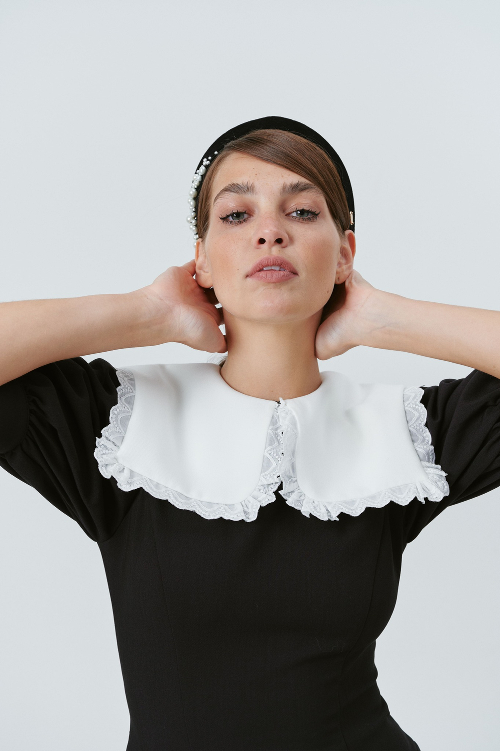 Кокошник с декором из жемчуга