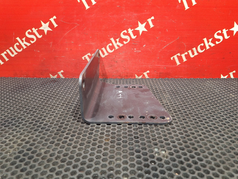 Кронштейн крана уровня пола