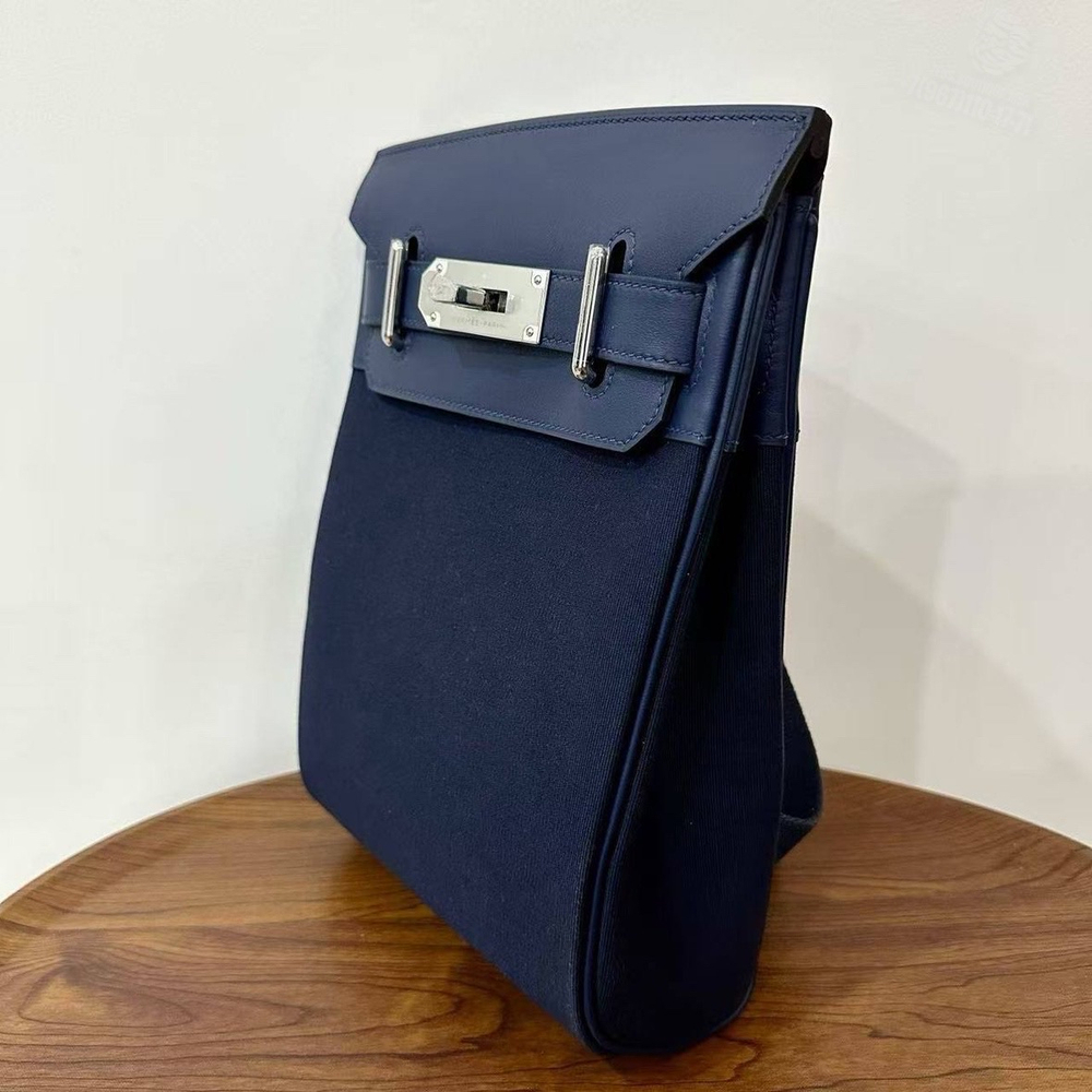 Нагрудная сумка-слинг Hermes