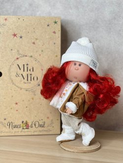 Кукла Nines виниловая 30см MIA CASE шарнирная (3500)