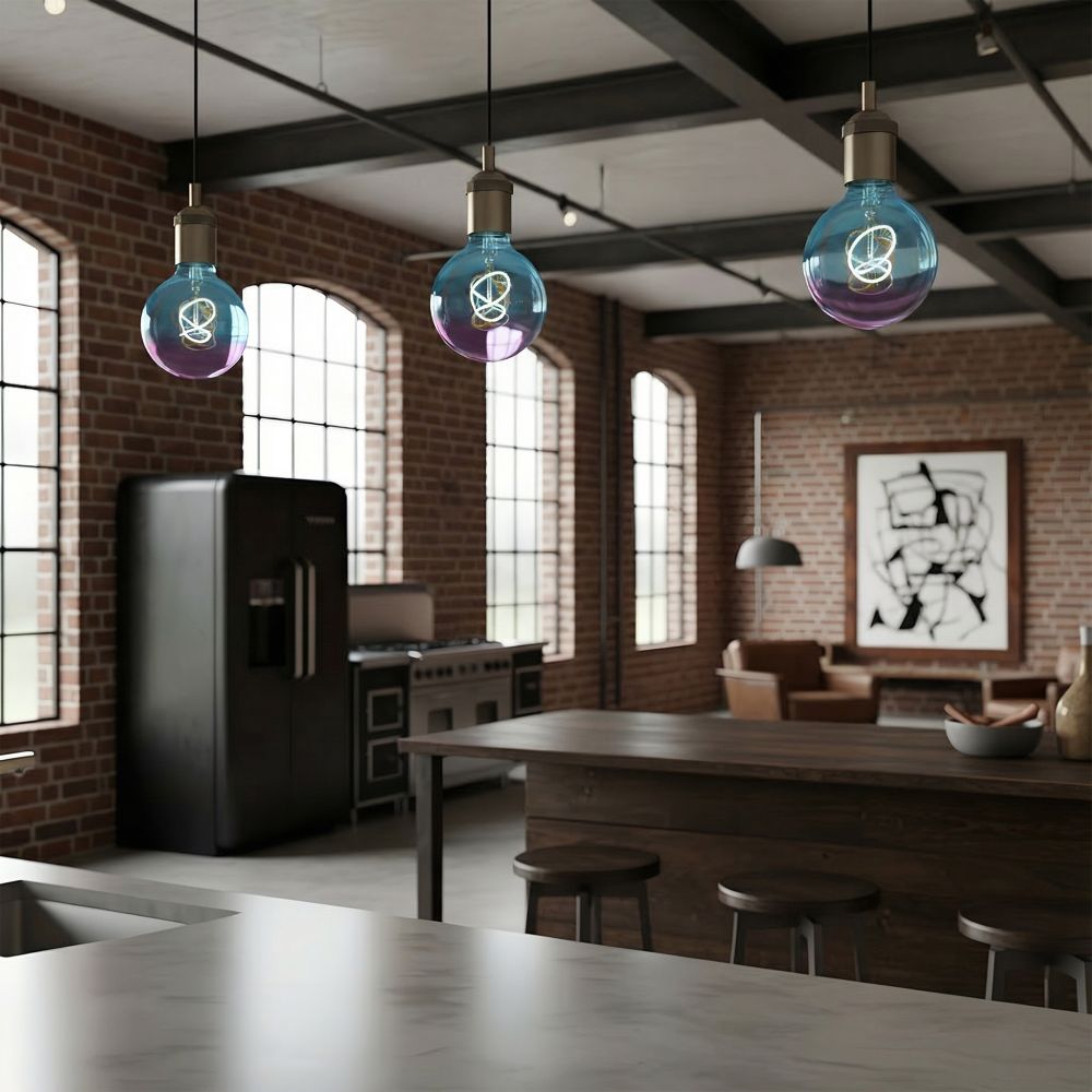 LED-SF01-4W-SOHO-E27-CW BLUE-WINE GLS77TR Лампа светодиодная SOHO. Синяя-винная колба. Спиральный филамент. Картон. ТМ Uniel