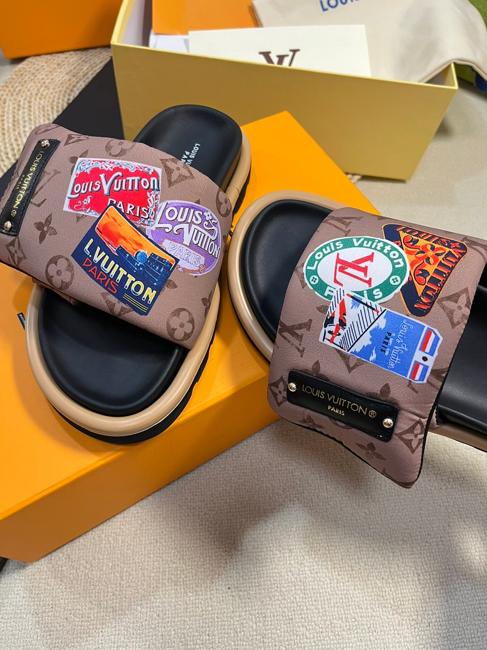 Louis Vuitton Pool Pillow Flat Comfort Mule