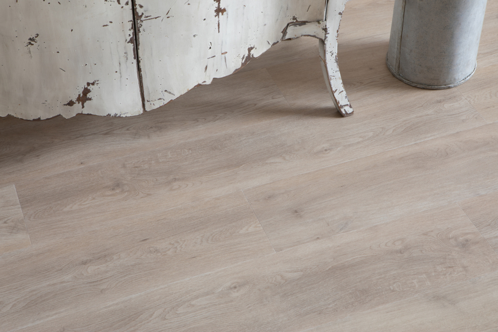 Плитка LVT – VinilPol 8844 EIR Дуб Мира Glue