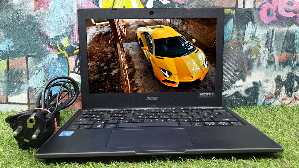 Ноутбук Acer Celeron/4 Gb/TravelMate TMB118-M-C6UT NX.VHSER.00E/Windows 10