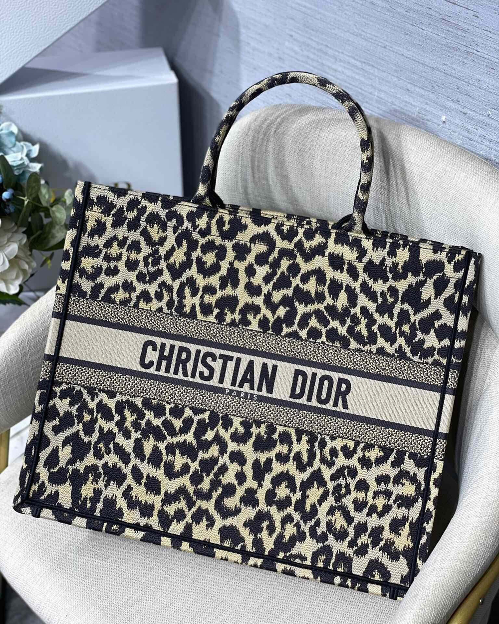 Christian Dior Book Tote 42 cm