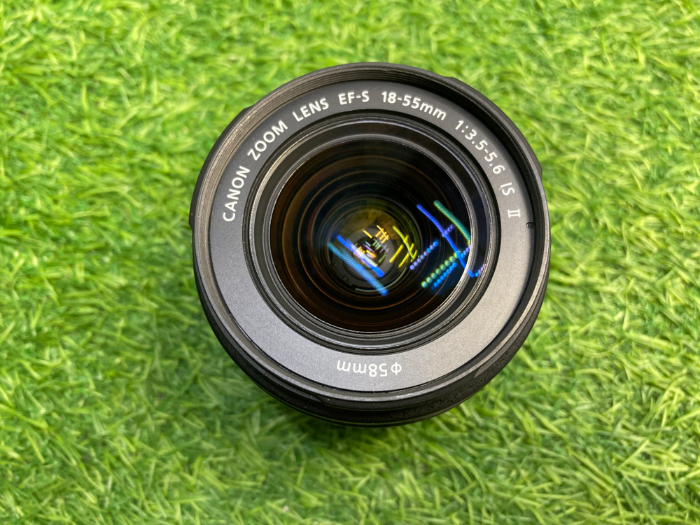 Canon 600D kit 18-55mm 3.5-5.6 IS ll 35.000 кадров