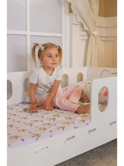 Кровать детская с бортиком 160x70