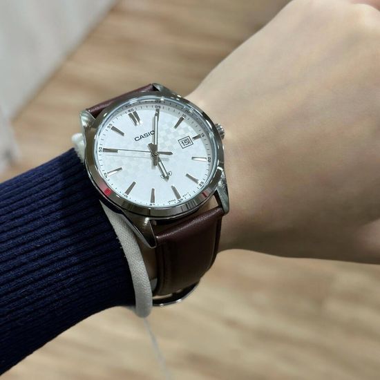 Наручные часы Casio MTP-VD03L-5A