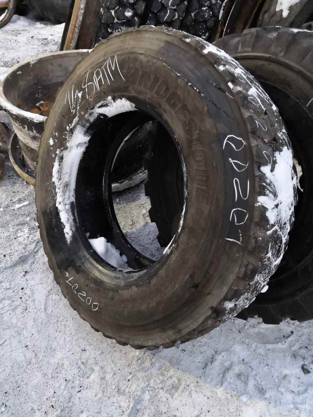 315/80R22.5 Bridgestone L355 шина б/у