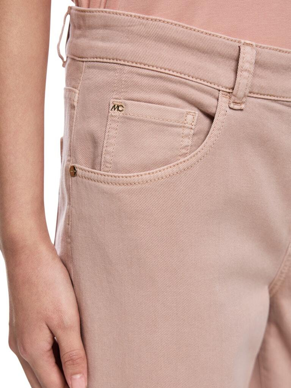 AC 82.13 D03 ROHA  джинсы