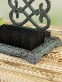 Iron Garden Подставка-скребок с щеткой для обуви