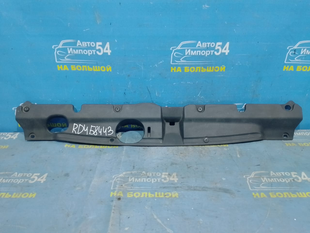 Накладка на рамку радиатора Honda CRV 2001-2006