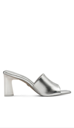 Мюли кожаные на каблуке Tamaris