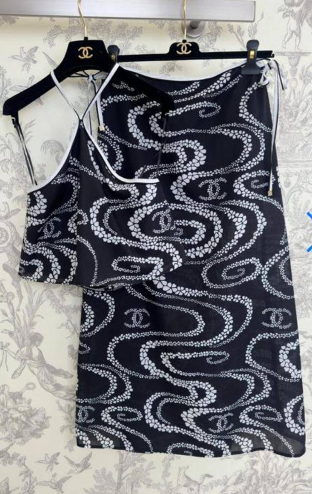 Костюм CHANEL