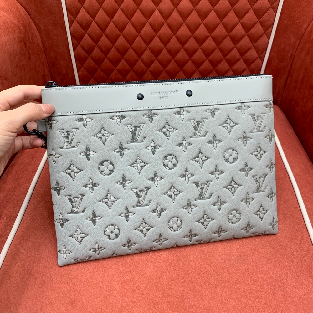 Louis Vuitton Pochette To-Go