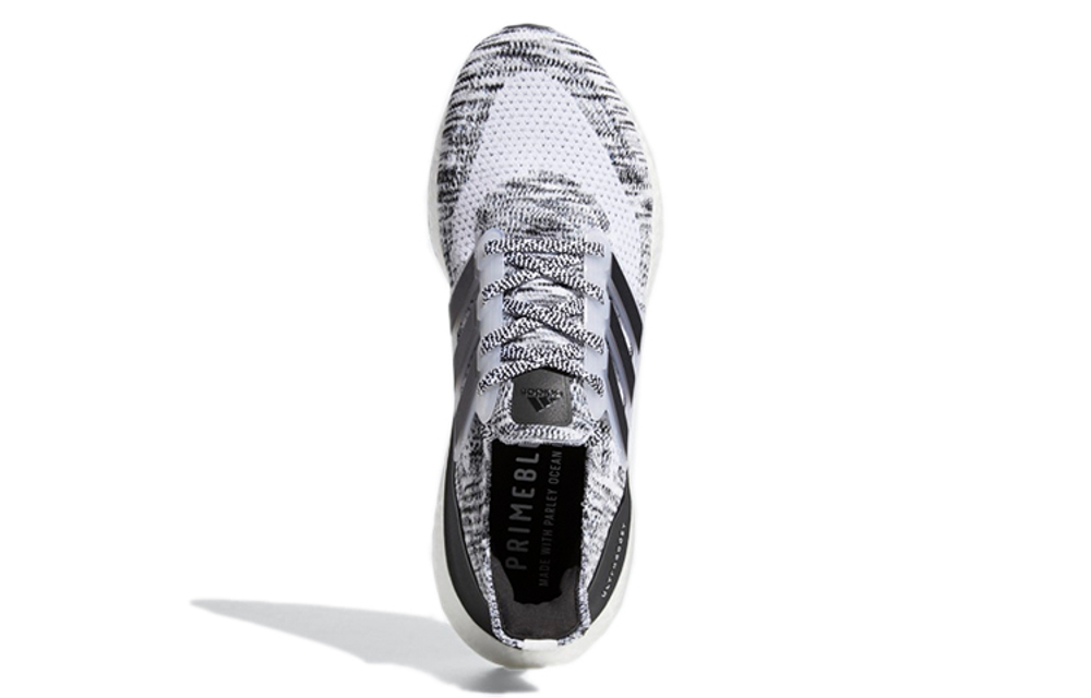 Кроссовки Adidas Ultraboost 21