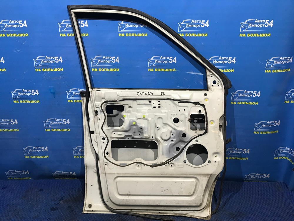 Дверь передняя левая TOYOTA LITEACE 2001
