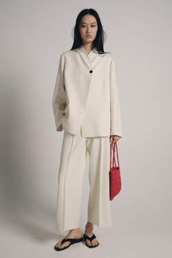 ZARA УКОРОЧЕННЫЕ БРЮКИ СО СТРЕЛКАМИ — ZW COLLECTION, СВЕТЛО-БЕЖЕВЫЙ