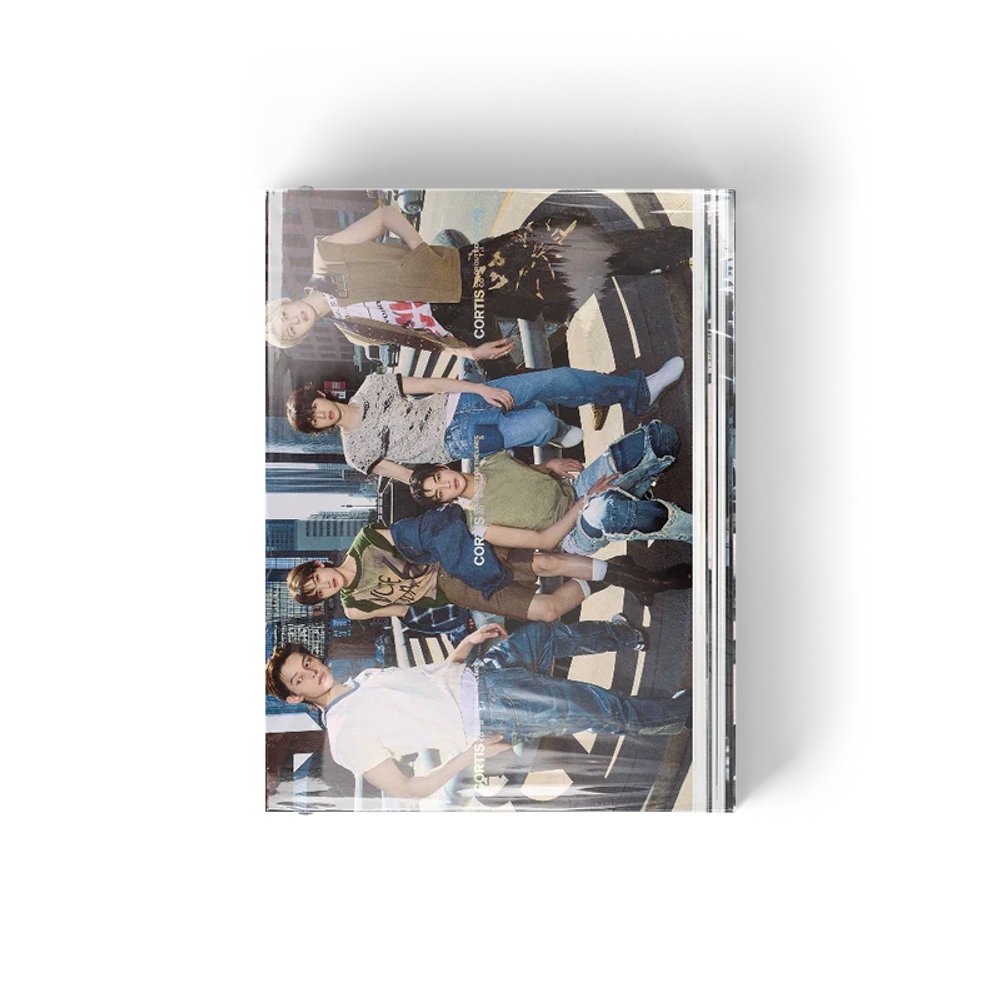Альбом CORTIS - The 1st EP COLOR OUTSIDE THE LINES 